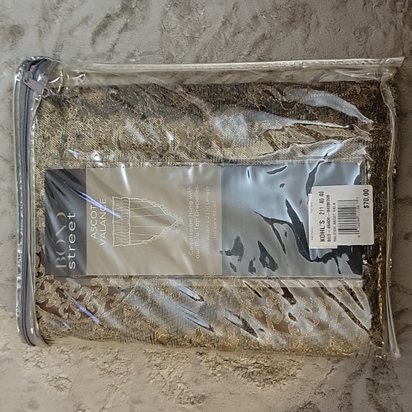 Ascot window Valance (1) - Picture 3 of 5